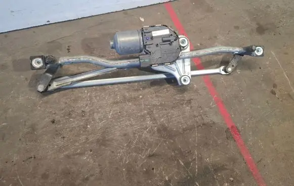 Front wiper linkage and motor