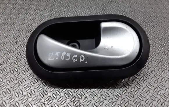 Renault Sandero I Rear door interior handle 8200733847