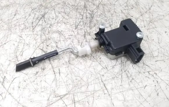 Fuel tank cap lock motor