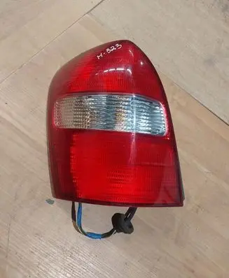 Mazda 323 Rear/tail lights