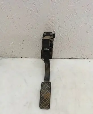 Volkswagen Golf IV Accelerator throttle pedal 0281002342 087501318YB3 1J1721503K