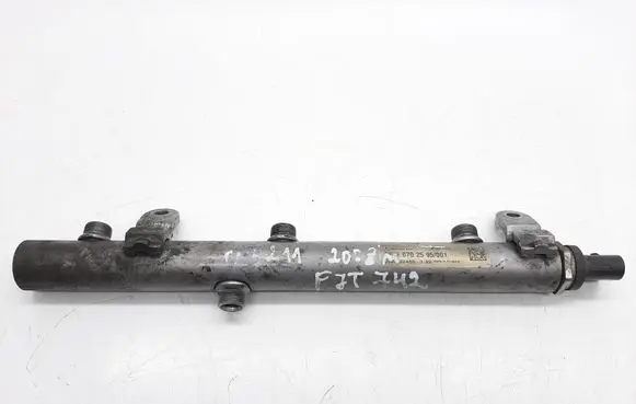 Mercedes-Benz E W211 Fuel main line pipe A6420702595