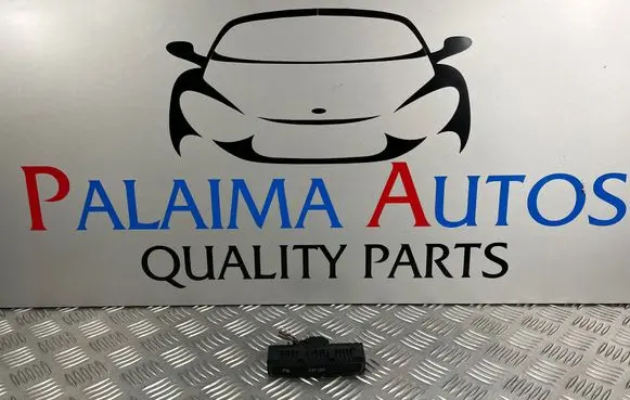 Audi A4 S4 B8 8K ESP (stability program) switch 8K0959673A