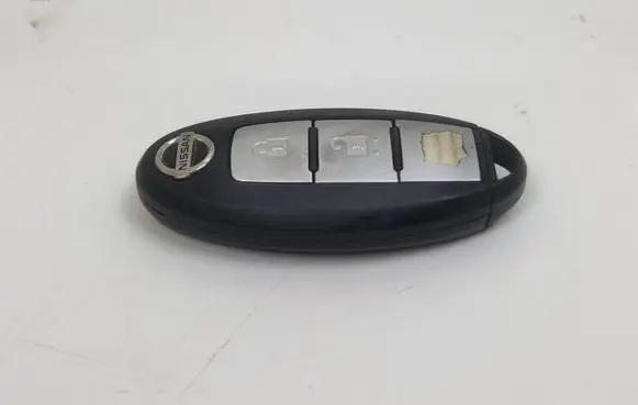 Nissan Qashqai Ignition key/card S180144102 2012DJ6167 S180144202