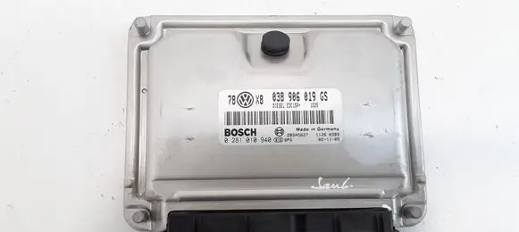 Volkswagen PASSAT B5.5 Engine control unit/module 038906019GS