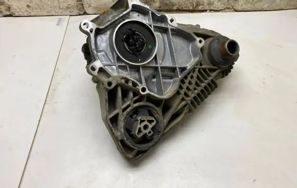 BMW X5 E70 Gearbox transfer box case ATC45L 7639267 763926701