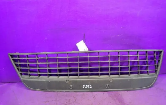 Ford Mondeo MK IV Front bumper lower grill 7S7117B968A