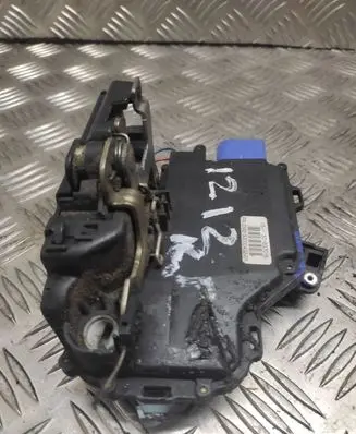 Seat Altea Front door lock PA6630FV