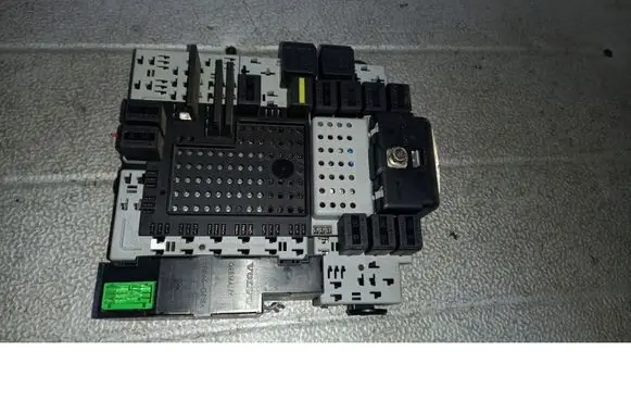Volvo S40, V40 Central body control module