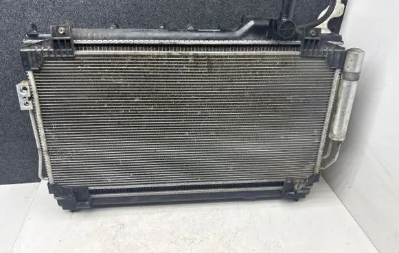 Mitsubishi Outlander Radiator set 