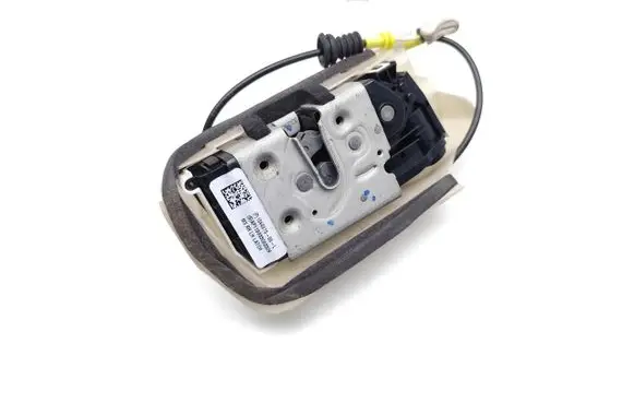Tesla Model 3 Rear door lock 106897000L