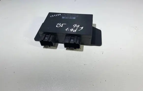 Volkswagen PASSAT B5 Comfort/convenience module 1J0959799J 5DK00795400 T21098