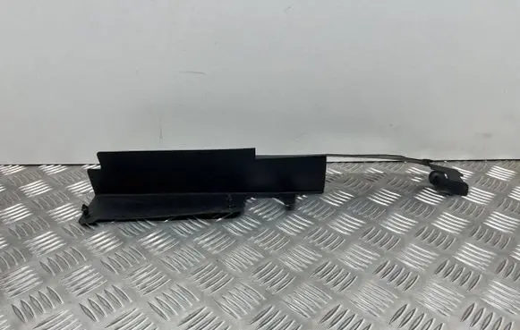 Ford Mondeo MK V Intercooler air guide/duct channel DS738A261N