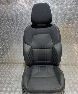 Renault Symbioz Front passenger seat PU19060