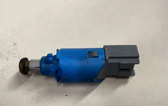 Renault Scenic II - Grand scenic II Brake pedal sensor switch 8200168239B 4325B