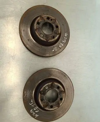 Mercedes-Benz E W213 Front brake disc 