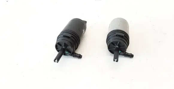 BMW 1 E81 E87 Windscreen/windshield washer pump 7199567 6934159