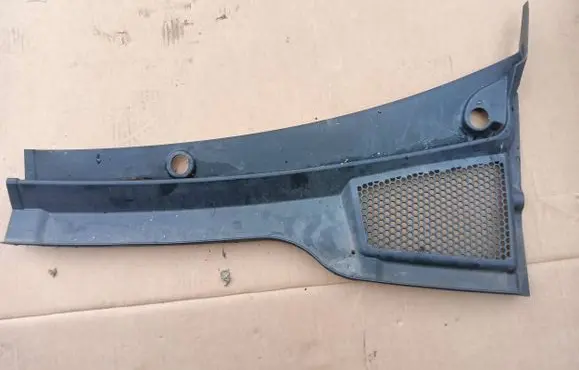 Seat Ibiza V (KJ) Wiper trim 6F2819403K