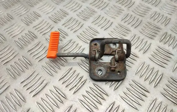 Volkswagen Polo V 6R Engine bonnet/hood lock/latch loop/hook 