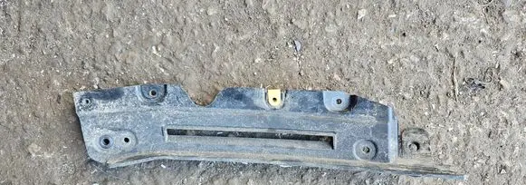Audi RS3 Brake cooling air channel/duct 8V5807342A