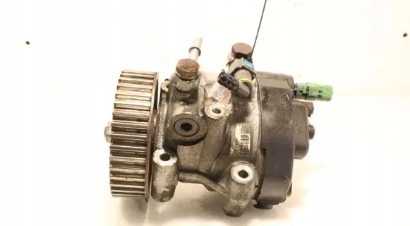 Nissan Note (E11) Fuel injection high pressure pump 8201121521