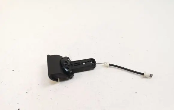Volvo XC90 Hand parking brake switch 8683396