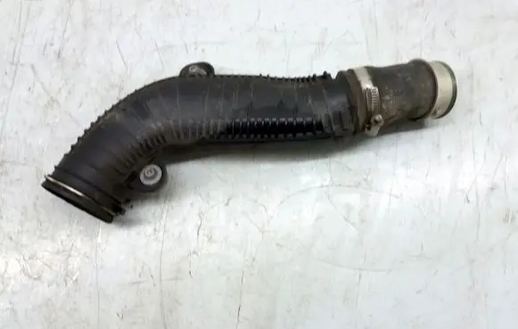 Volkswagen Jetta VI Intercooler hose/pipe 1K0145840R 1K0145828AC