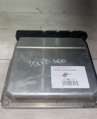 Volvo S60 Engine control unit/module 08667710A 0000017664 01308