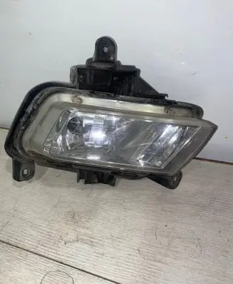 KIA Ceed Front fog light Pl02b12546
