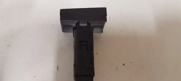 Hyundai Santa Fe Seat heating switch 202002962