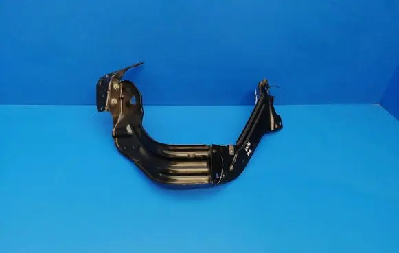Mercedes-Benz C W203 Side radiator support slam panel 