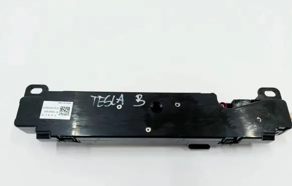 Tesla Model 3 Interior comfort aerial antenna 1585601-00-D