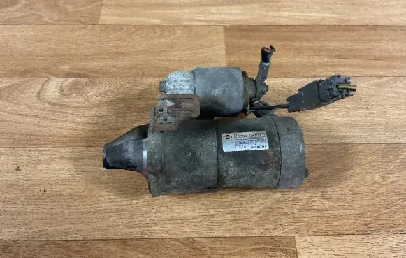 Nissan Primera Starter motor S114800B 233000M302
