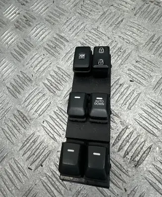 KIA Sportage Electric window control switch 935703w900wk