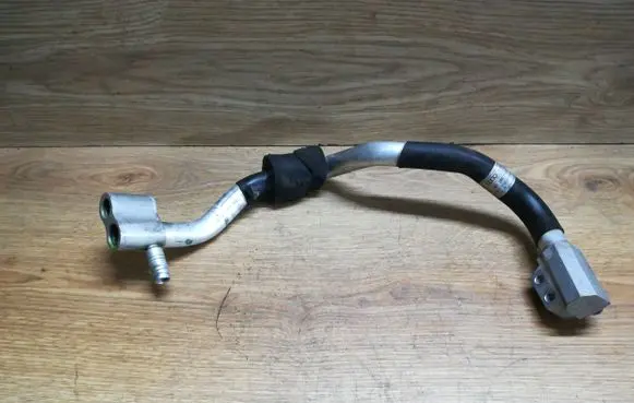 Audi A4 S4 B8 8K Air conditioning (A/C) pipe/hose 8K1260712B
