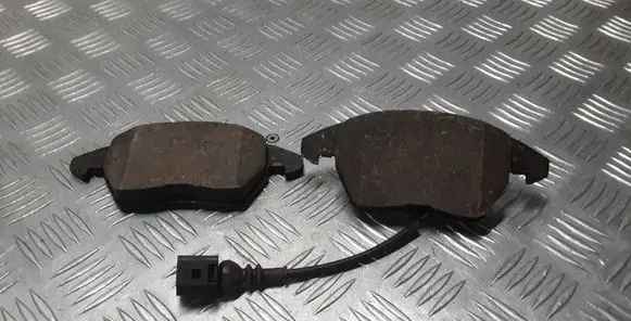 Seat Leon (1P) Brake pads (front) 181567