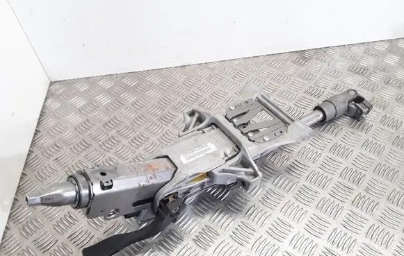 Ford Focus Steering wheel axle 7G913F880 BV6N3C529MA