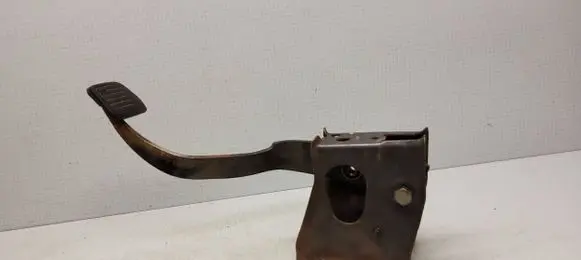 Opel Frontera B Brake pedal 