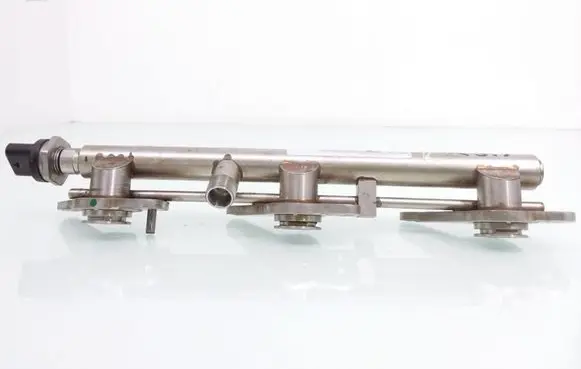 Mercedes-Benz ML W166 Fuel main line pipe A2760703995 A2781530028 A2760780245