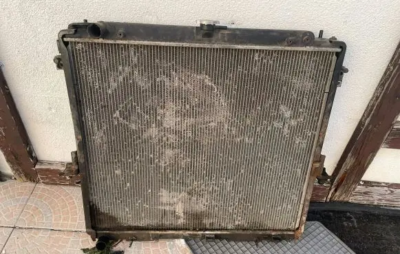Nissan Pathfinder R51 Coolant radiator 92100EB00A EE50165400
