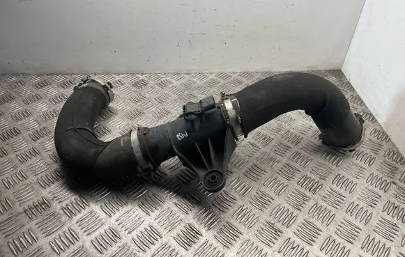 Intercooler hose/pipe