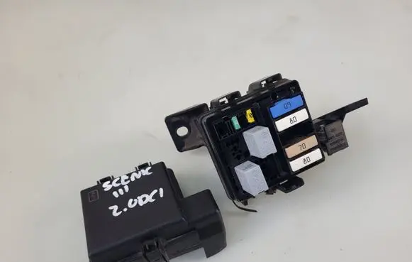 Renault Scenic III - Grand scenic III Fuse box set 6351-1832 243510001