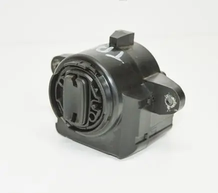 Volkswagen Touareg II Ignition lock 7P6905843