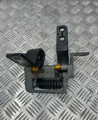 BMW 5 E60 E61 Tailgate/trunk/boot hinge 7061383 80S3