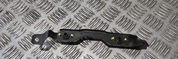 Headlight/headlamp mounting bracket