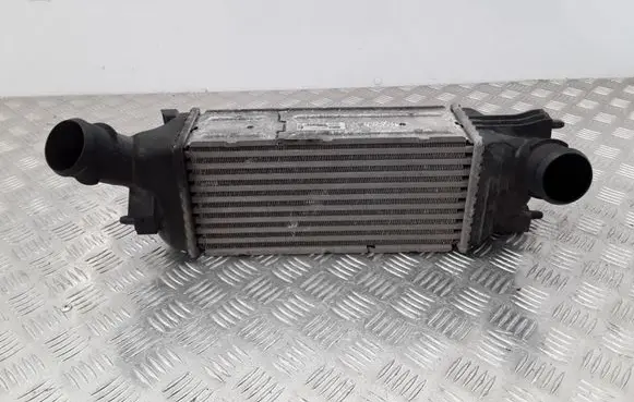 Peugeot 407 Intercooler radiator 9645682880 874823N