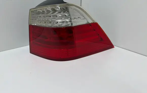 BMW 5 E60 E61 Tailgate rear/tail lights 084441944R