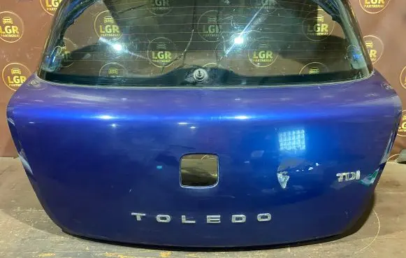 Seat Toledo III (5P) Tailgate/trunk/boot lid 5P5827141C
