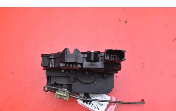 Opel Corsa D Front door lock 13258271EE