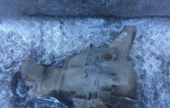Front differential